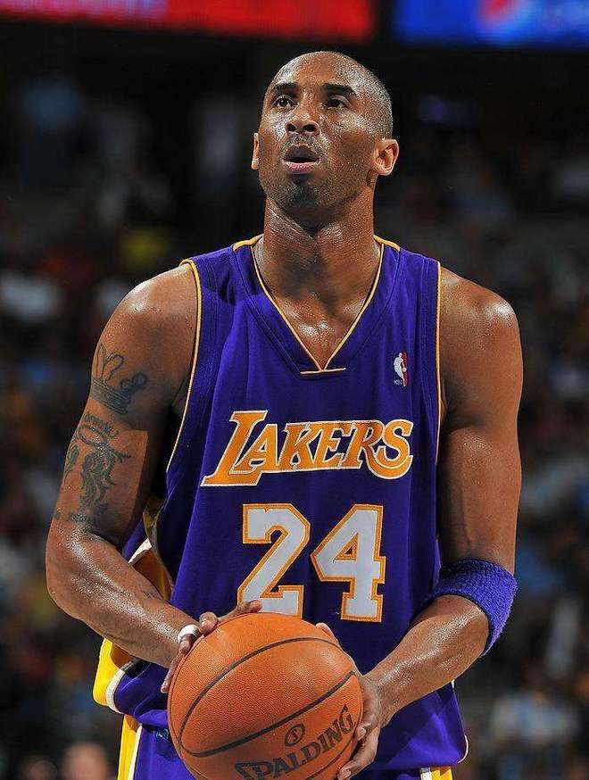 星空体育官方网站NBA常规赛转会期走向成谜，瓦伦西亚强势反弹，球迷炸锅，球队文化再被提及的简单介绍