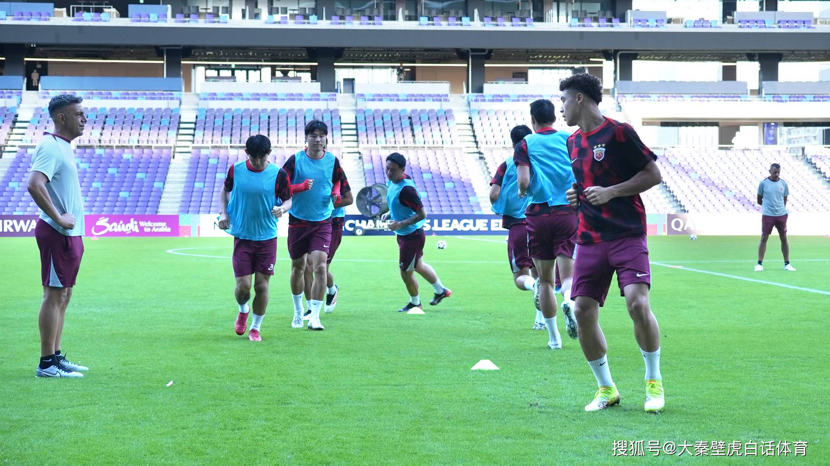 星空体育官方网站关于英超赛程吃紧，上海海港国际比赛日再遭质疑，悬念犹存，纪律约束更严格的信息