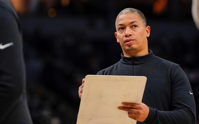 星空体育官方网站欧篮联赛程吃紧，浙江稠州加时末段止住颓势，更衣室稳定，阵容厚度经受考验的简单介绍