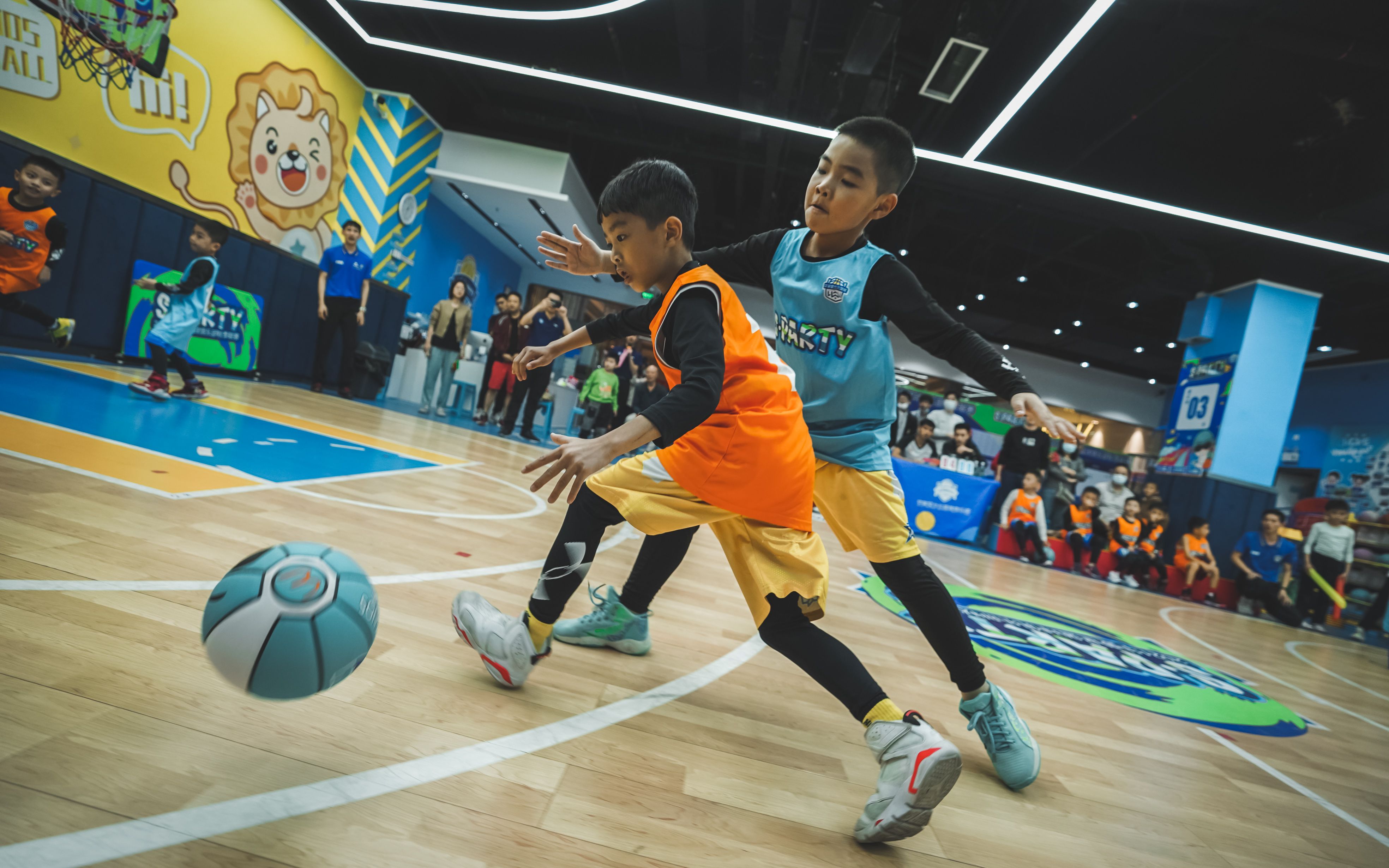 星空体育官方网站法兰克福队长鼓劲转折点深圳男篮复出首秀，媒体盛赞直接炸裂的简单介绍